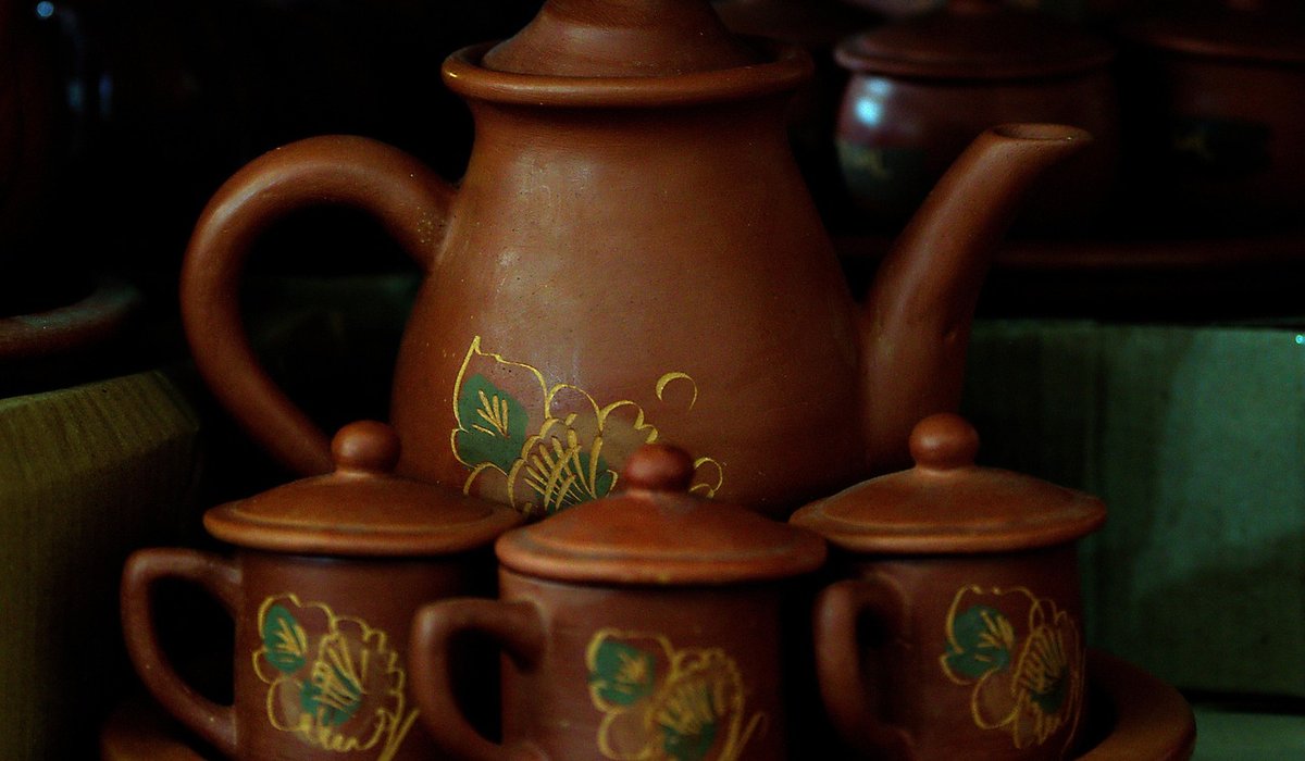 Glaze Recipes for a Warm Honey Brown Finish