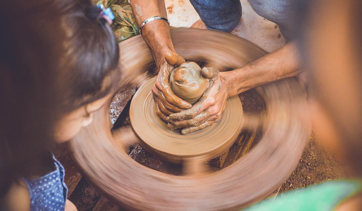 Understanding Stoneware, Earthenware and Porcelain Clay Bodies