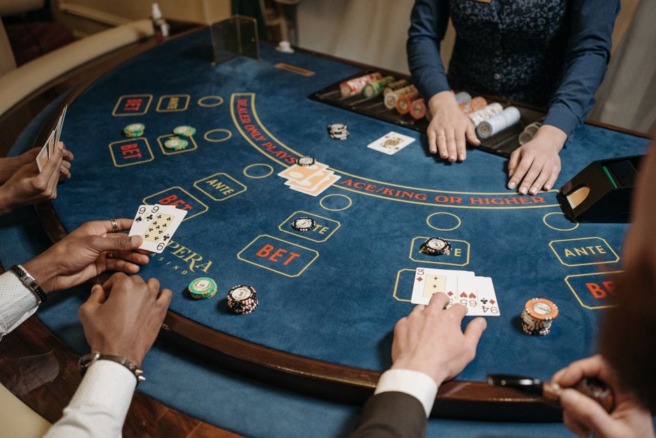 The 2025 iGaming Playbook: Slots, Poker, Sports Betting
