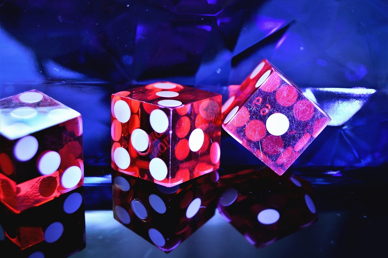 The Real Math Behind Slot Machines: RTP, Variance, and Hit Frequency